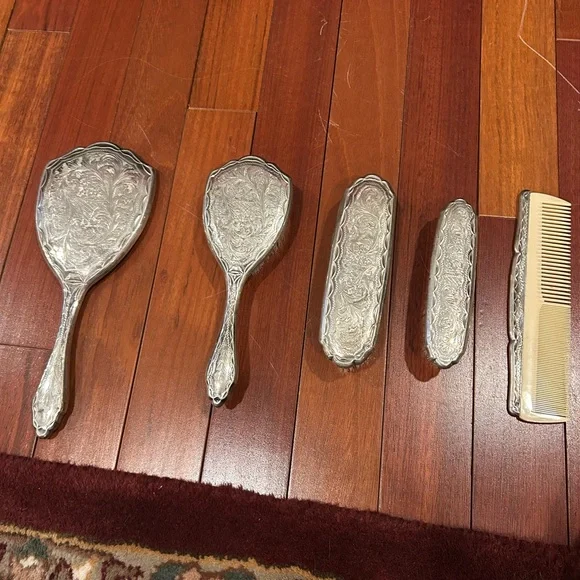 Vintage 800 Silver 5 Piece Vanity Set Comb Brushes and Mirror - Picture 7 of 14